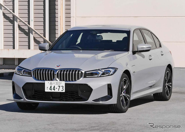 BMW 330e