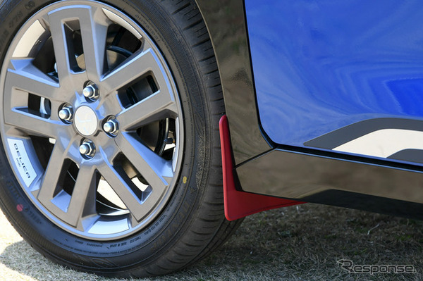 三菱 デリカミニ T Premium（ディーラーオプション ワイルドアドベンチャースタイル装着車）