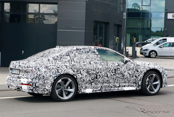 アウディ RS7と思われるプロトタイプ（スクープ写真）