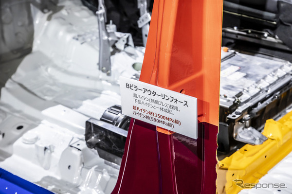 トヨタ ヴェルファイア　カットボディ