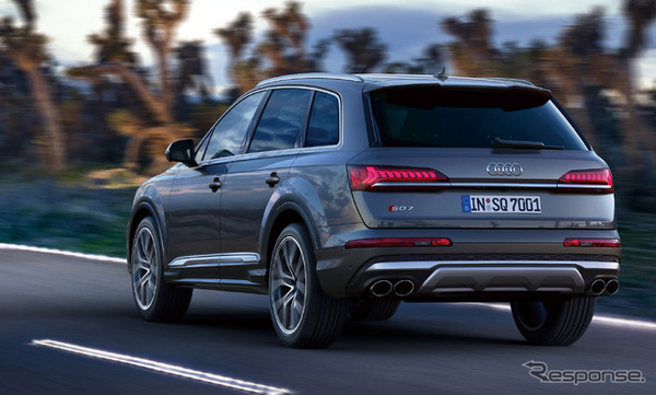 アウディ SQ7