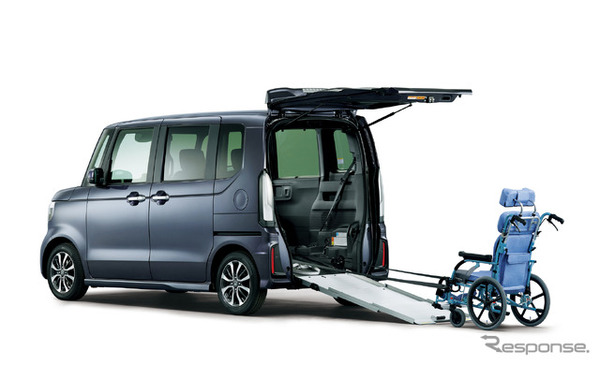 ホンダ N-BOXカスタム スロープ