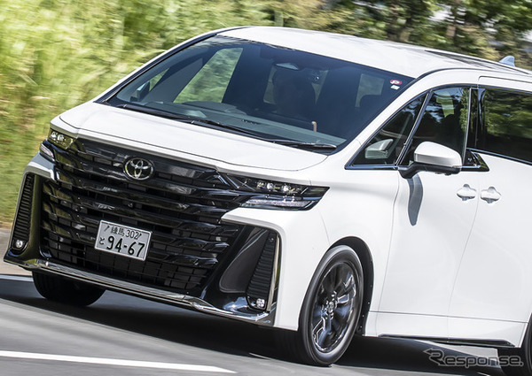 トヨタ ヴェルファイア Z Premier FF（2.4リットルターボ）