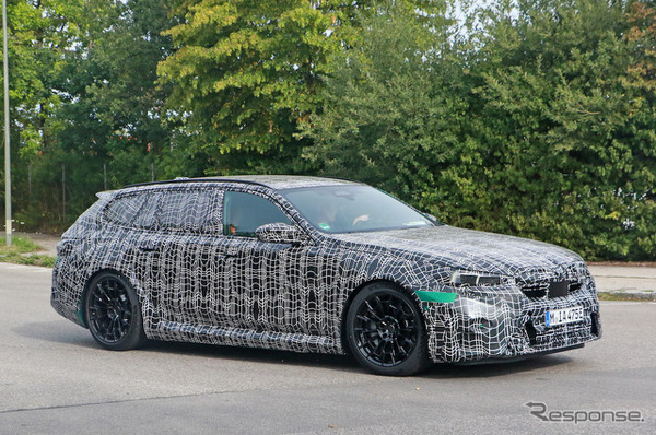 BMW M5 ツーリング プロトタイプ（スクープ写真）