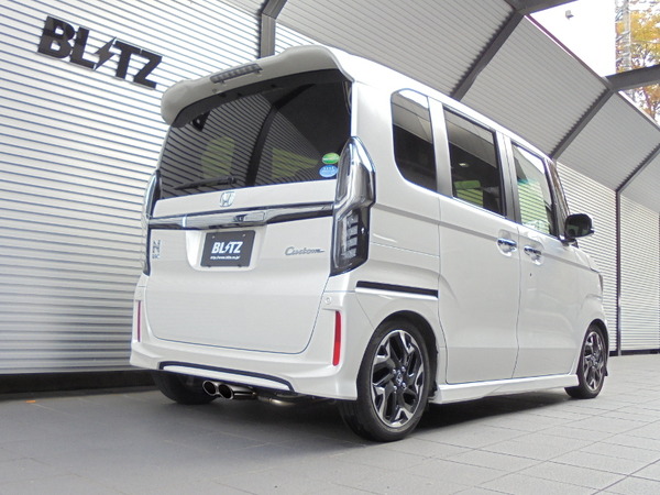 NüR-SPEC VS［63547］HONDA N-BOXカスタム（JF4）用実装例