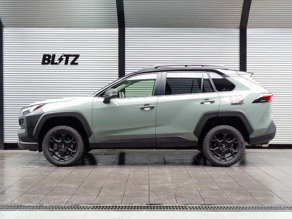 DAMPER ZZ-R SpecDSC Plusリフトアップモデル［98567］TOYOTA RAV4アドベンチャー・オフロードパッケージ用実装例（フロント:+29mm(1.1in)アップ / リア:+26mm(1.0in)アップ）