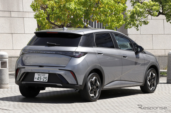 BYD ドルフィン（アーバングレー）