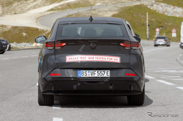 VW 新EVブランドのSUVプロトタイプ（スクープ写真）