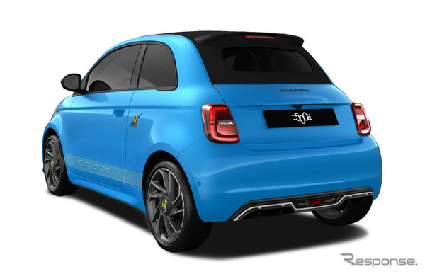 アバルト 500e スコーピオニッシマ（ポイズンブルー）