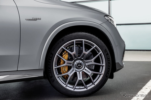 メルセデスAMG GLC 63 S Eパフォーマンス・クーペ
