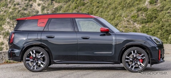 MINI ジョンクーパーワークス・カントリーマン ALL4 新型