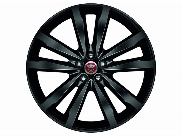 世界限定2000台のジャガー F-PACE ファーストエディション、50台を日本導入