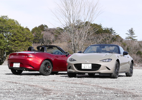 マツダ ロードスター 新型（左）と従来型（右）