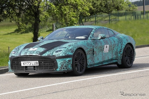 アストンマーティン DBS 後継 V12スーパーカーのプロトタイプ（スクープ写真）