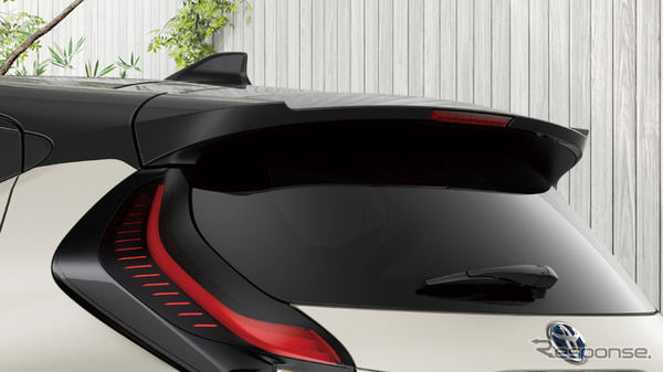 トヨタ・アクア 特別仕様車 Z“Raffine” リヤルーフスポイラー（ルーフカラー共通色）