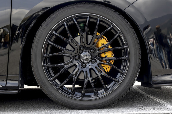 トヨタ アルファード×ホムラ2×10BD　245/40R20