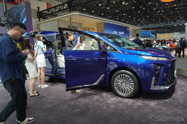 ビュイック GL8 陸尊 PHEV（北京モーターショー2024）