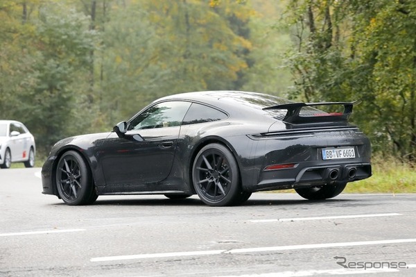 ポルシェ 911 GTS 改良新型（スクープ写真）