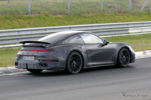 ポルシェ 911 ターボ 改良新型（スクープ写真）