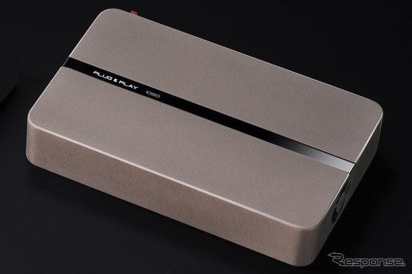 比較的にリーズナブルな「パワーアンプ内蔵DSP」の一例（プラグアンドプレイ・PLUG&PLAY 1080）。