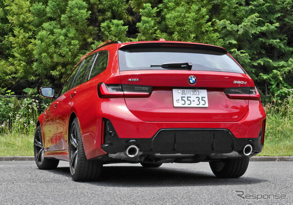 BMW 320d xDriveツーリング