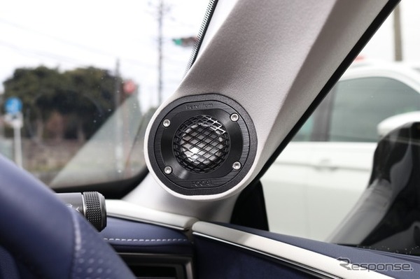 フロントスピーカーに選んだのはフォーカルのユートピアM。女性ボーカルの生々しい音に惚れ込んでの導入となった。