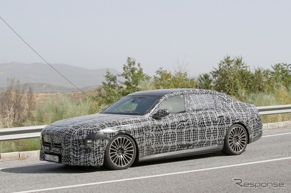 BMW 7シリーズ 改良新型のプロトタイプ