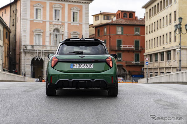 MINIハッチバック新型の『クーパーS』の「JCW」仕様