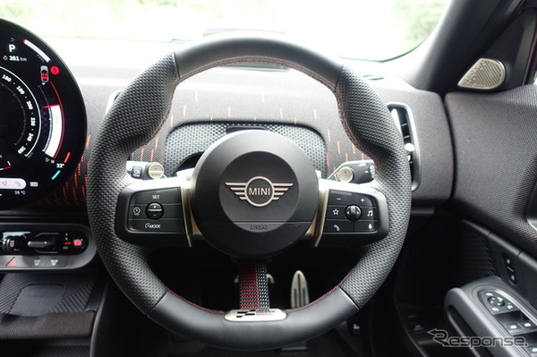 MINI JCW カントリーマン
