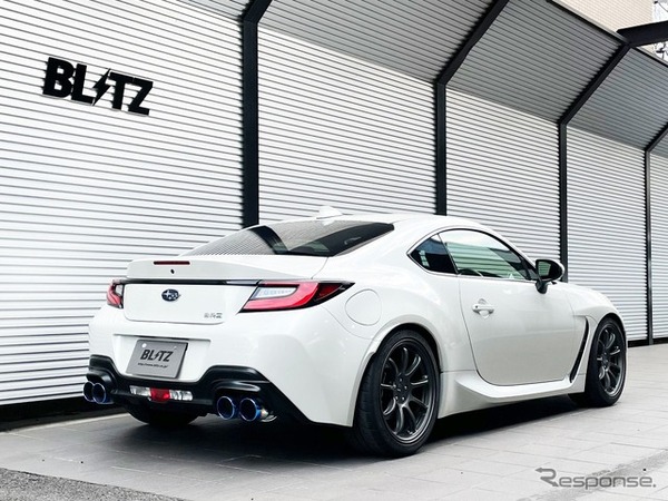ニュルスペック・カスタムエディション　『GR86/BRZ」AT車用チタンカラーテールセット（VSR）装着例