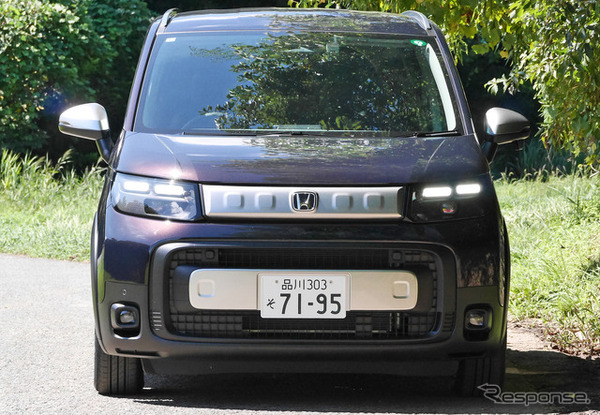 ホンダ フリードクロスター（FF ガソリンエンジン）