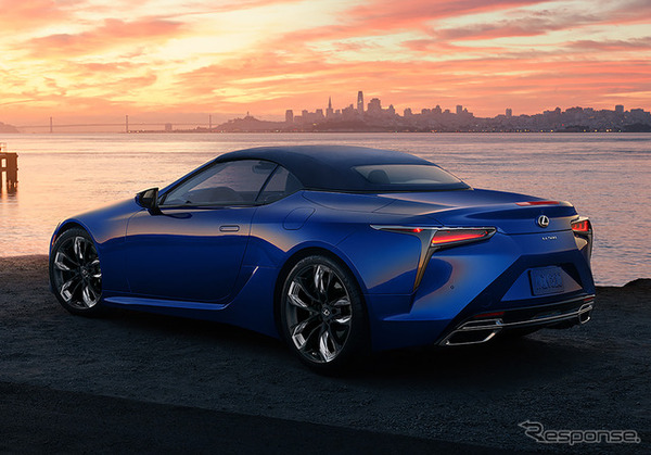 レクサスLC500コンバーチブルの2025年モデル（米国仕様）