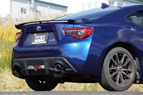 ステンレスマフラー最軽量の『86／BRZ』（ZN6/ZC6）専用「HKSハイパワーSPEC-L2シングル」