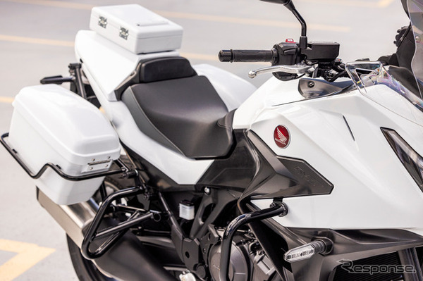 ホンダ『NT1100 Police』