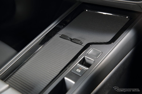 VW パサート 新型（eTSI Rラインプラスパッケージ）