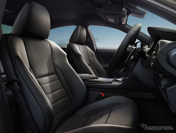 レクサス IS500 “F SPORT Performance”