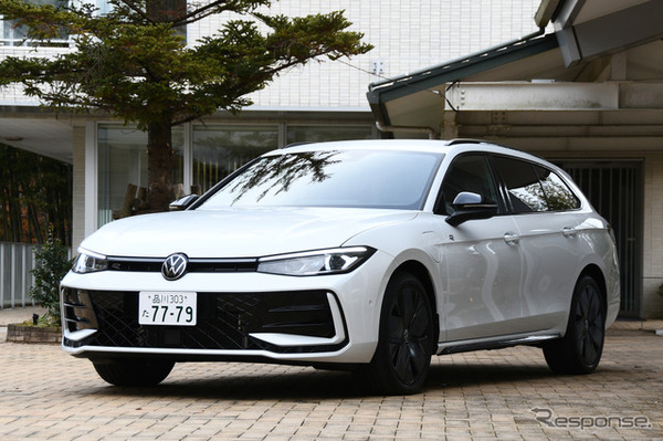 VW パサート 新型（eハイブリッド・Rライン）