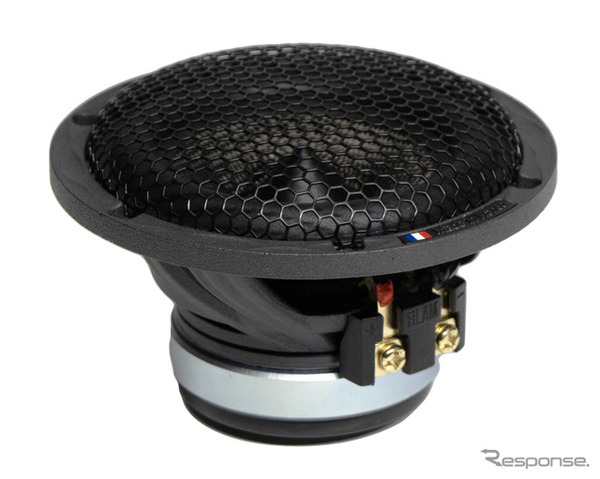 S 3N50　Signature 80mm（3インチ）フルレンジスピーカー希望小売価格：7万7000円（税込・ペア）●再生周波数帯域：200Hz～30kHz ●定格入力：25W ●入力インピーダンス：3Ω ●出力音圧レベル：91.8dB ●取付口径サイズ：71.67mm ●取付奥行サイズ：44.5mm ●グリル付属