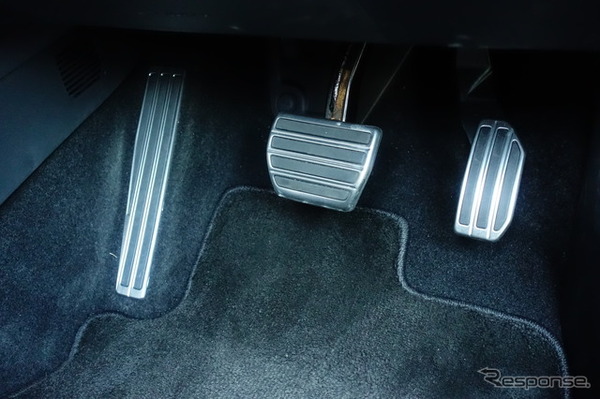 三菱 アウトランダーPHEV