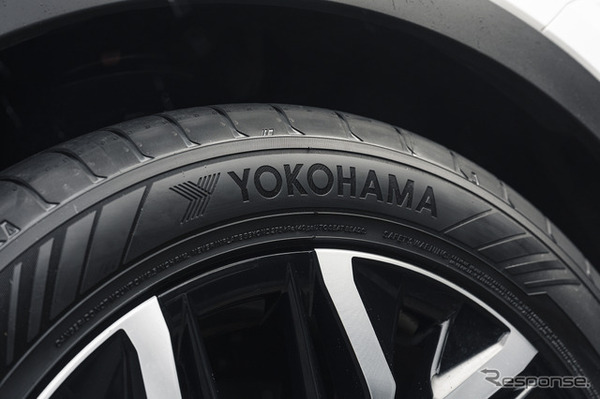 YOKOHAMA ADVANスポーツV107 × TOYOTA クラウンクロスオーバー