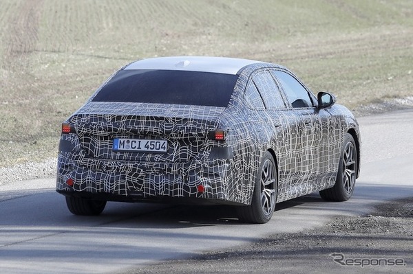 BMW 5シリーズ 改良新型のプロトタイプ