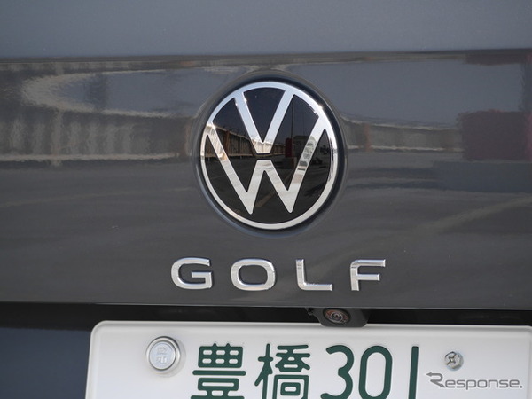 VW ゴルフヴァリアント eTSI アクティブ