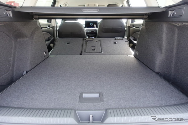 VW ゴルフヴァリアント eTSI アクティブ