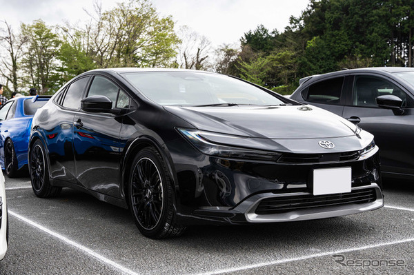 TOYOTA プリウス × ホムラ 2×9Plus…レイズファンミーティング2025