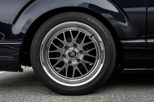 TOYOTA ハイエース × ホムラ2×9L-RA…レイズファンミーティング2025