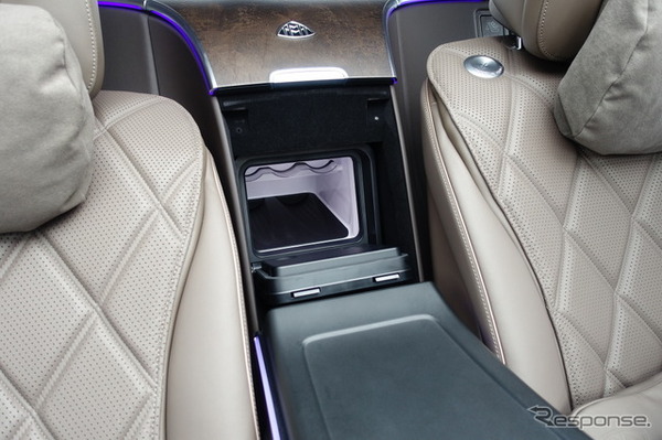 メルセデスマイバッハ EQS 680 SUV