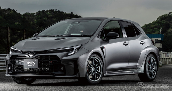 MID RACING R26 × TOYOTA GRカローラ