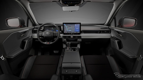トヨタ RAV4 GRスポーツ