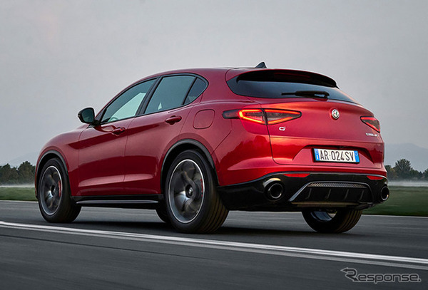 アルファロメオ ステルヴィオ 2.0 TURBO Q4 スプリント