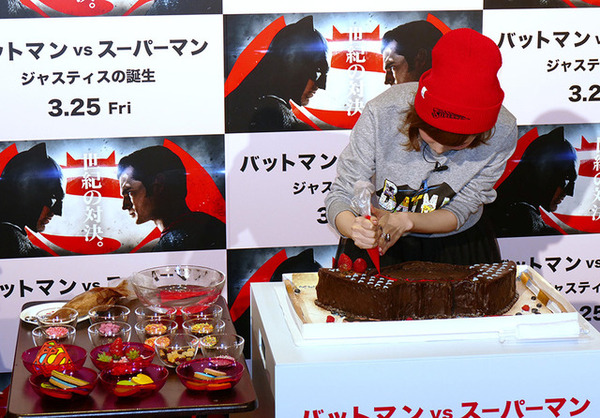 益若つばさ／『バットマン vs スーパーマン　ジャスティスの誕生』イベント